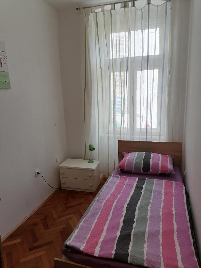 Kupus By Arena Apartman Póla Kültér fotó